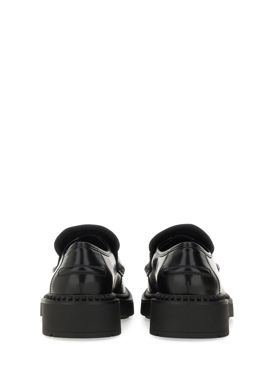 designed for dependable everyday comfort and versatile modern style.