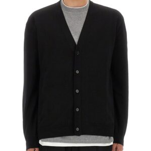 Refresh your wardrobe with the JIL SANDER men's MERINO WOOL CARDIGAN in Black