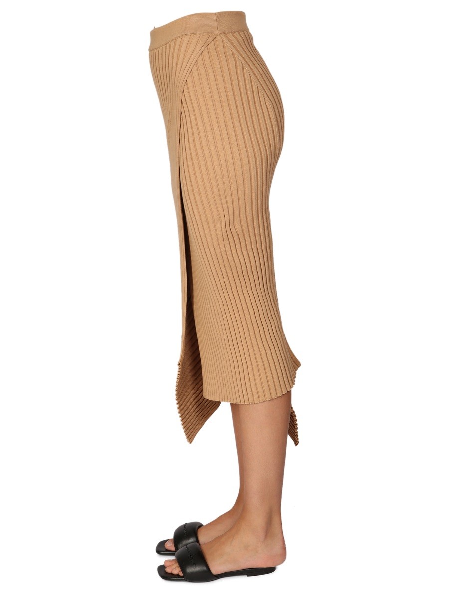 created to deliver outstanding comfort and daily versatility.