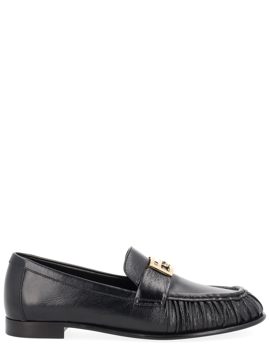 Elevate your look with the Fendi women's MOCCASIN "BAGUETTE" in Black