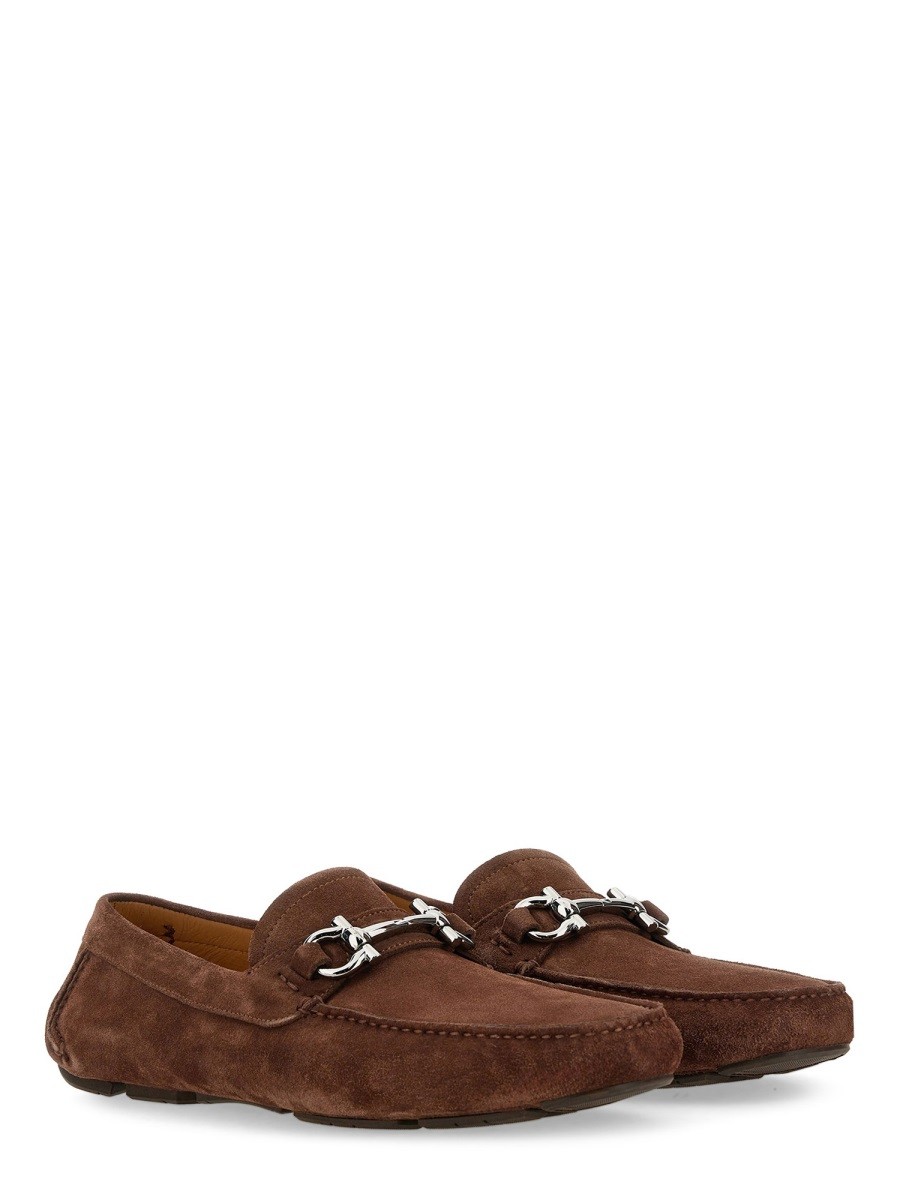 designed for dependable everyday comfort and versatile modern style.