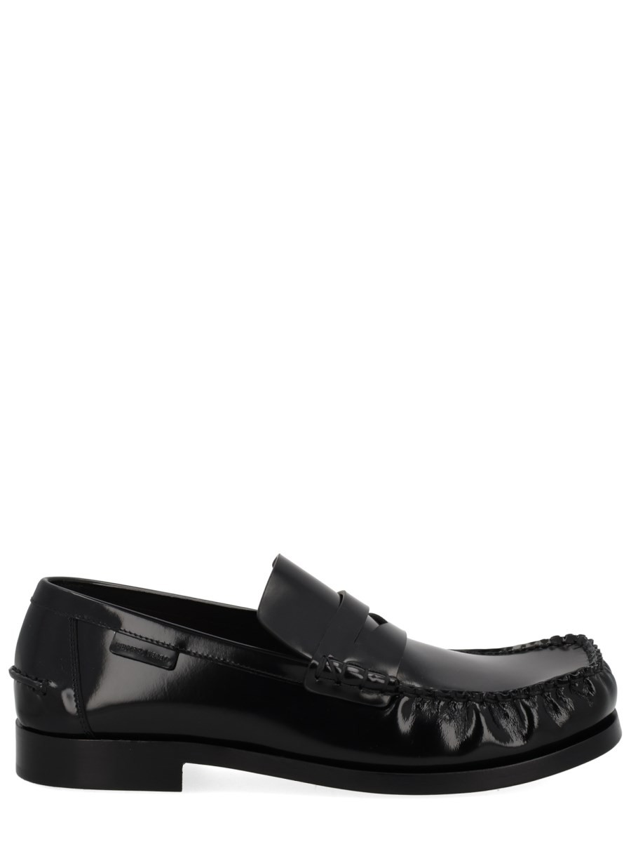 Refresh your wardrobe with the Bottega Veneta women's MOCCASINS "TRUMAN" in Black