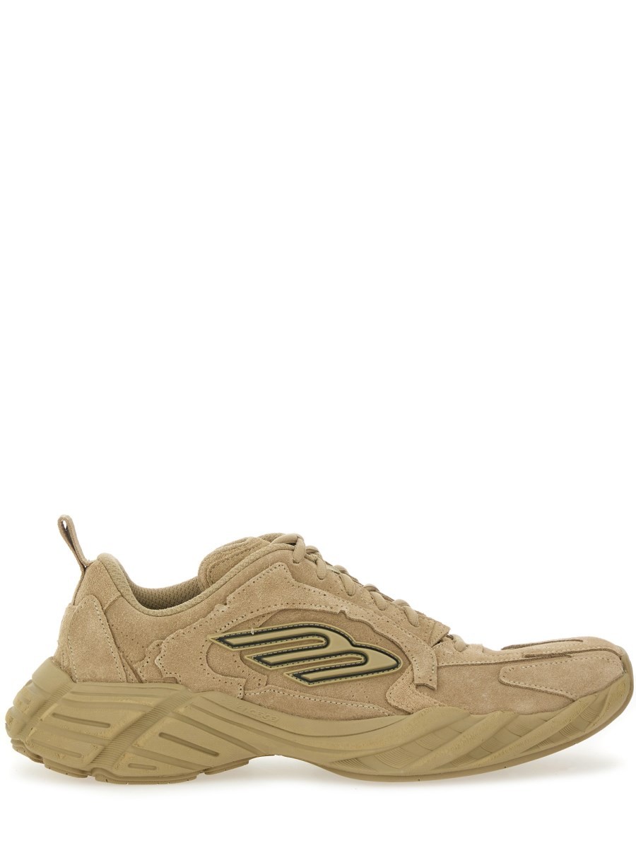 Refresh your wardrobe with the Balenciaga men's "MONDAY SHOE" SNEAKER in beige