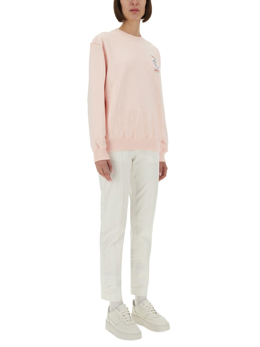 designed for dependable everyday comfort and versatile wardrobe styling.