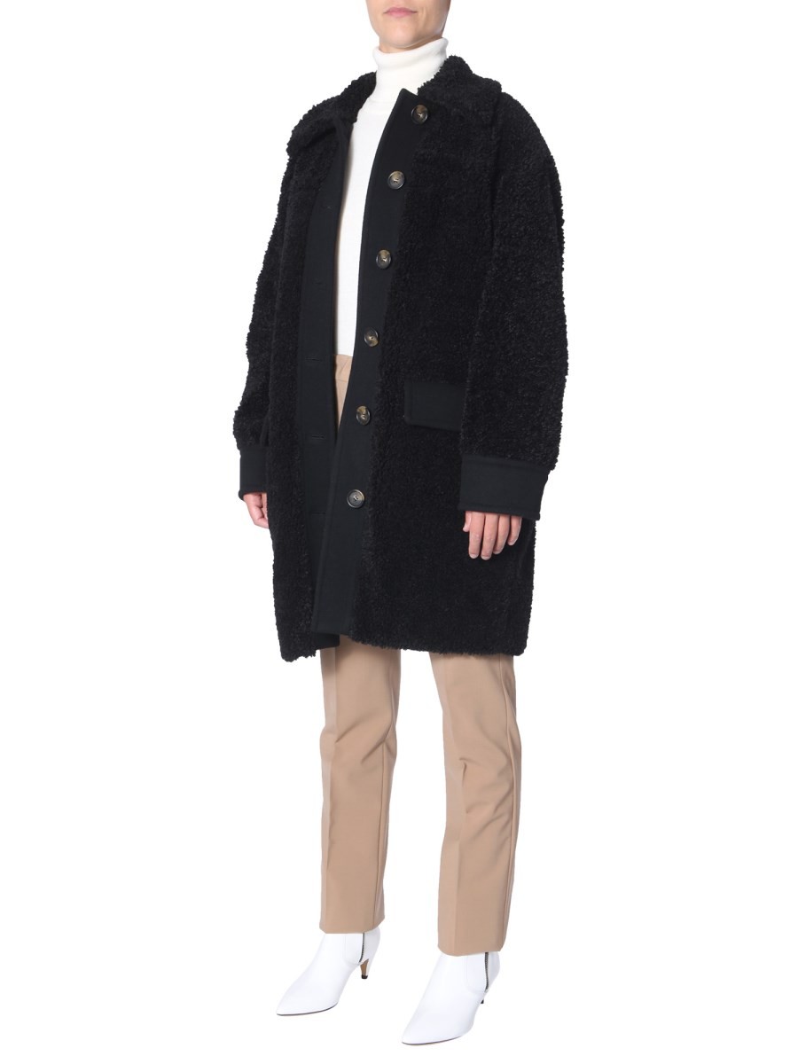 designed for dependable everyday comfort and versatile modern style.