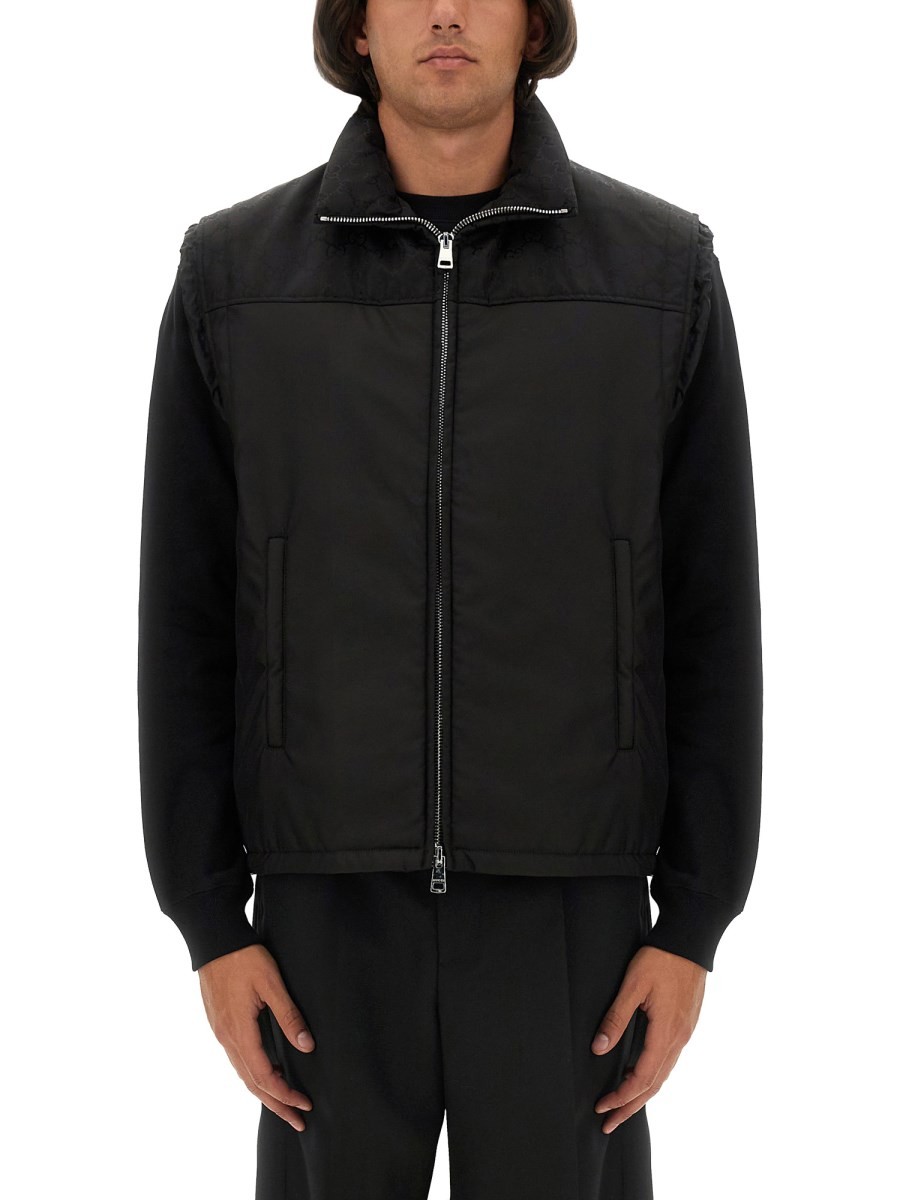 Discover the authentic Gucci men's NYLON GG VEST in Black