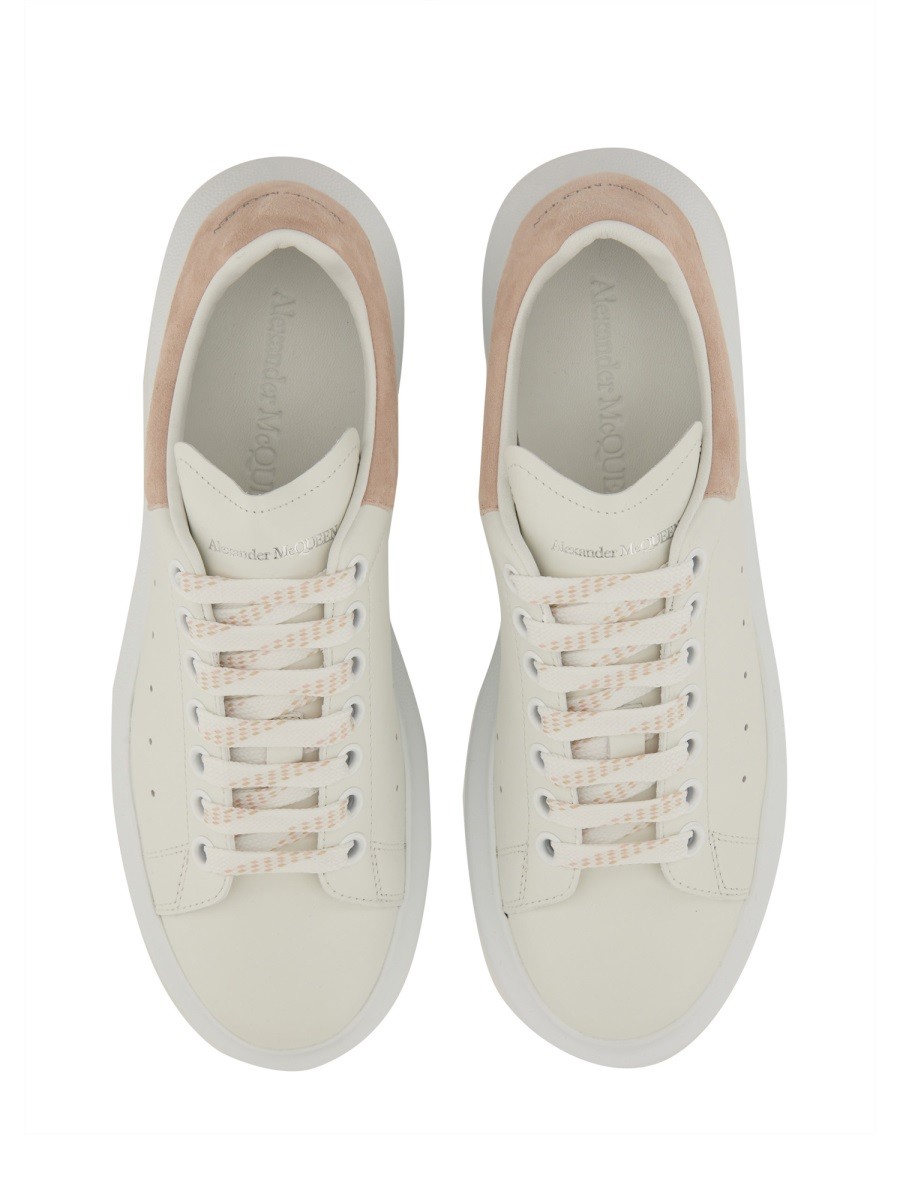 designed for dependable everyday comfort and versatile modern style.