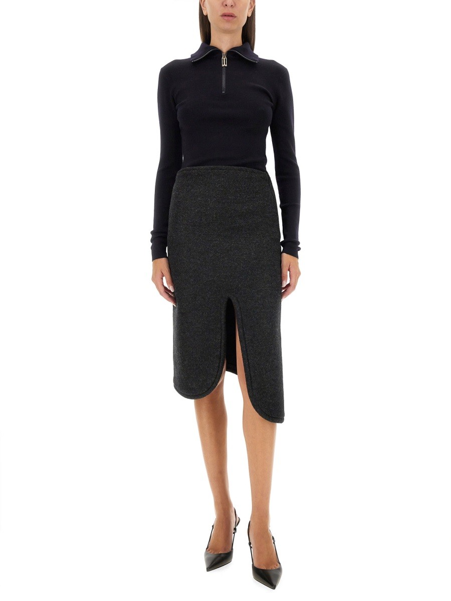 designed for dependable everyday comfort and versatile wardrobe styling.