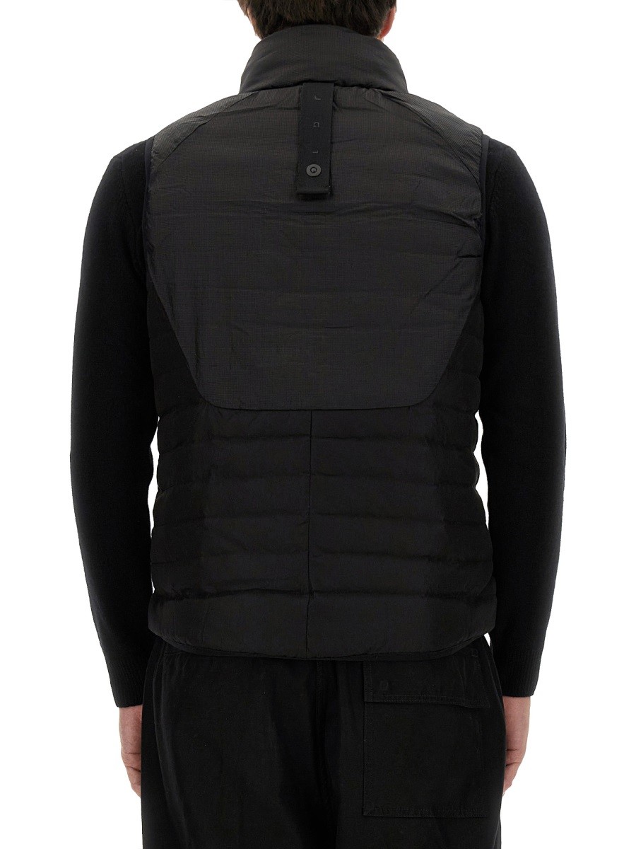 designed for dependable everyday comfort and versatile modern style.