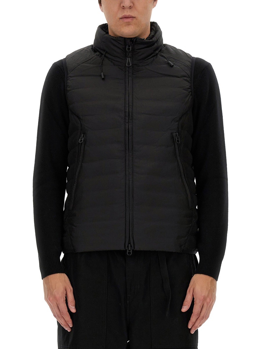 Discover the authentic JG1 men's PADDED VEST in Black