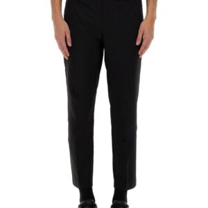 Refresh your wardrobe with the Boss men's PANTS "BASIN" in Black
