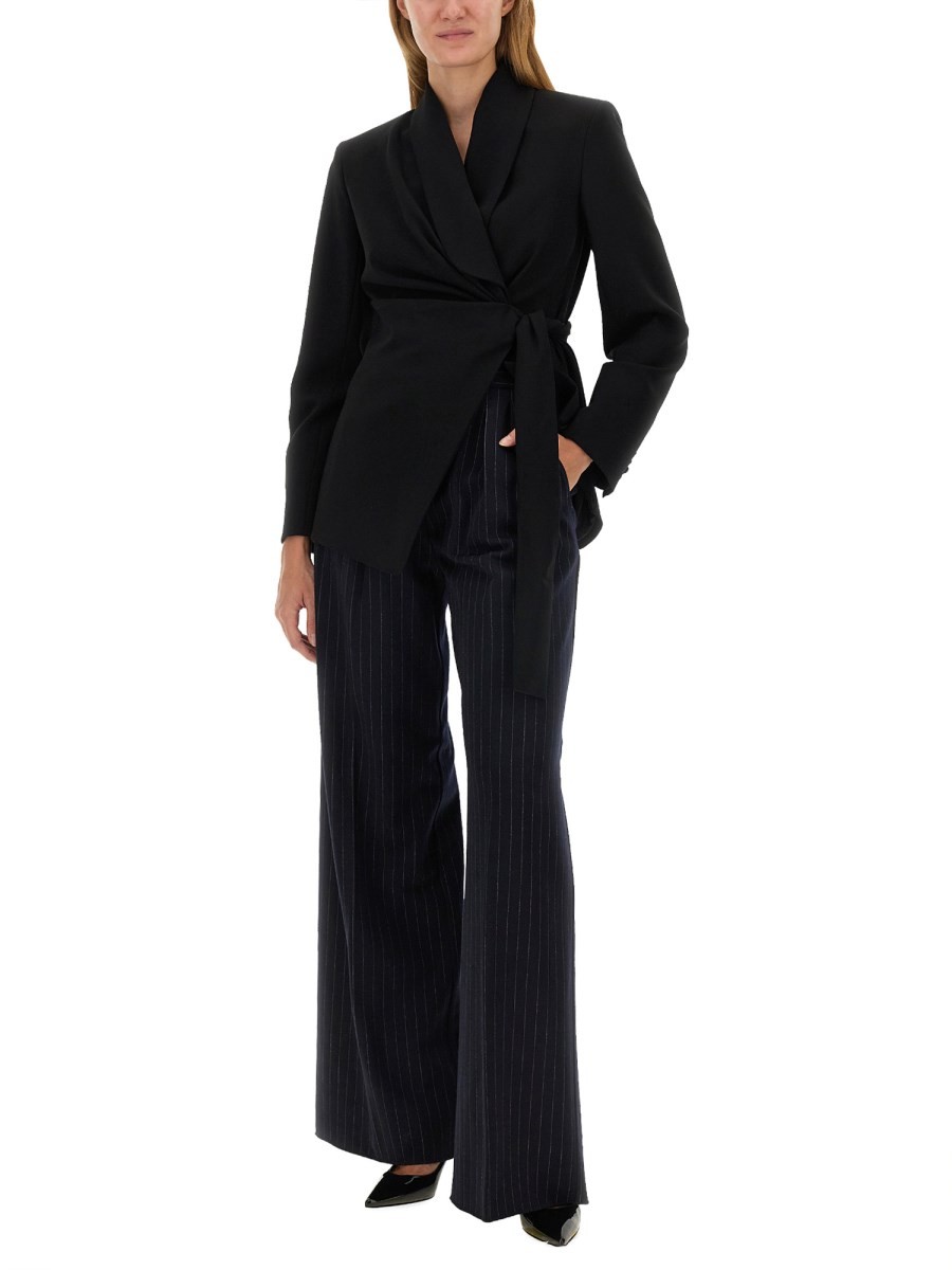 designed for dependable everyday comfort and versatile modern style.