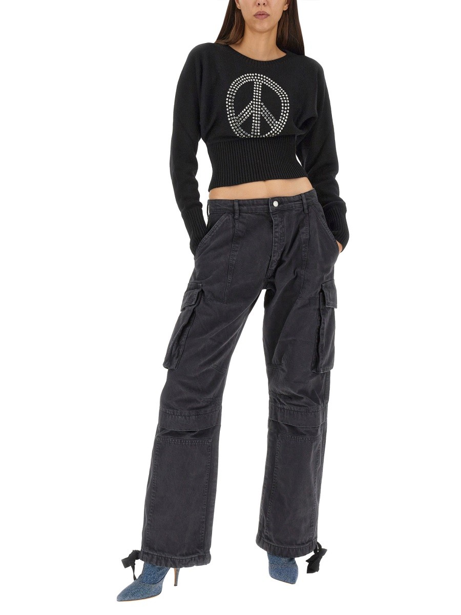 designed for dependable everyday comfort and versatile wardrobe styling.