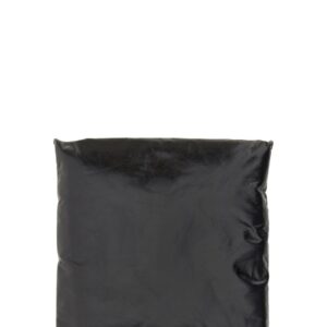 Discover the authentic Bottega Veneta women's "PILLOW" CLUTCH BAG in Black