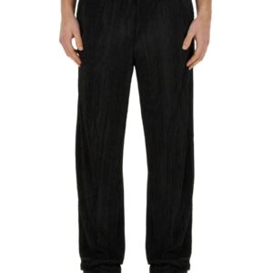 Refresh your wardrobe with the FAMILY FIRST men's PLEATED PANTS in Black