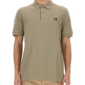 Discover the authentic FRED PERRY men's POLO WITH LOGO in beige