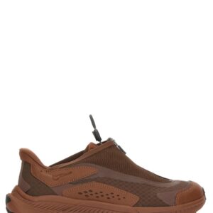 Refresh your wardrobe with the HOKA unisex "PROJECT TRANSPORT" SNEAKER in Brown