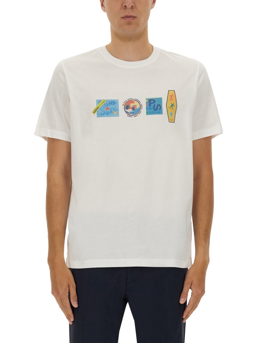 Refresh your wardrobe with the PS BY PAUL SMITH men's REGULAR FIT T-SHIRT in White