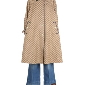 Refresh your wardrobe with the Gucci women's REVERSIBLE COAT in beige
