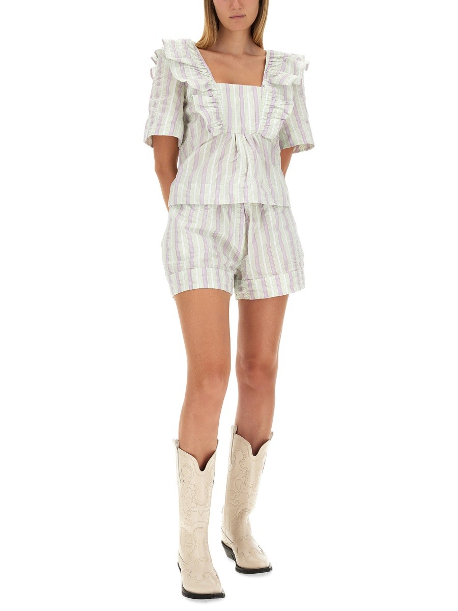 designed for dependable everyday comfort and versatile modern style.