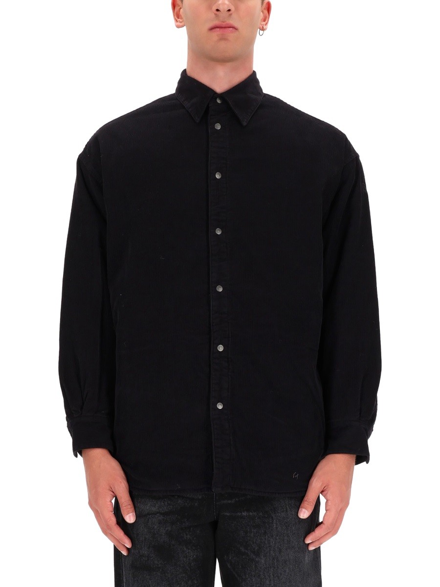 Refresh your wardrobe with the Diesel men's "S-BAGGY-PADD-HGBK" SHIRT in Black