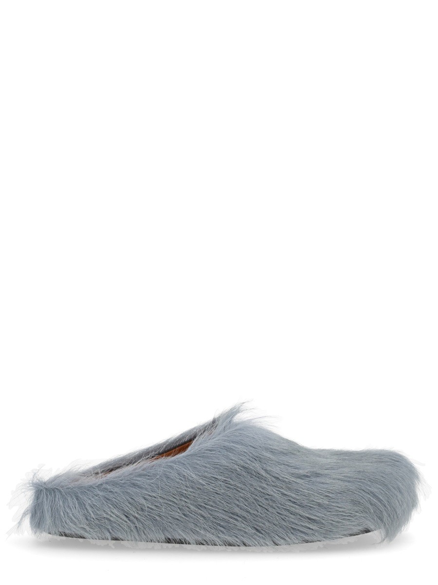 Discover the authentic Marni men's SABOT "FUSSBET" in Azure