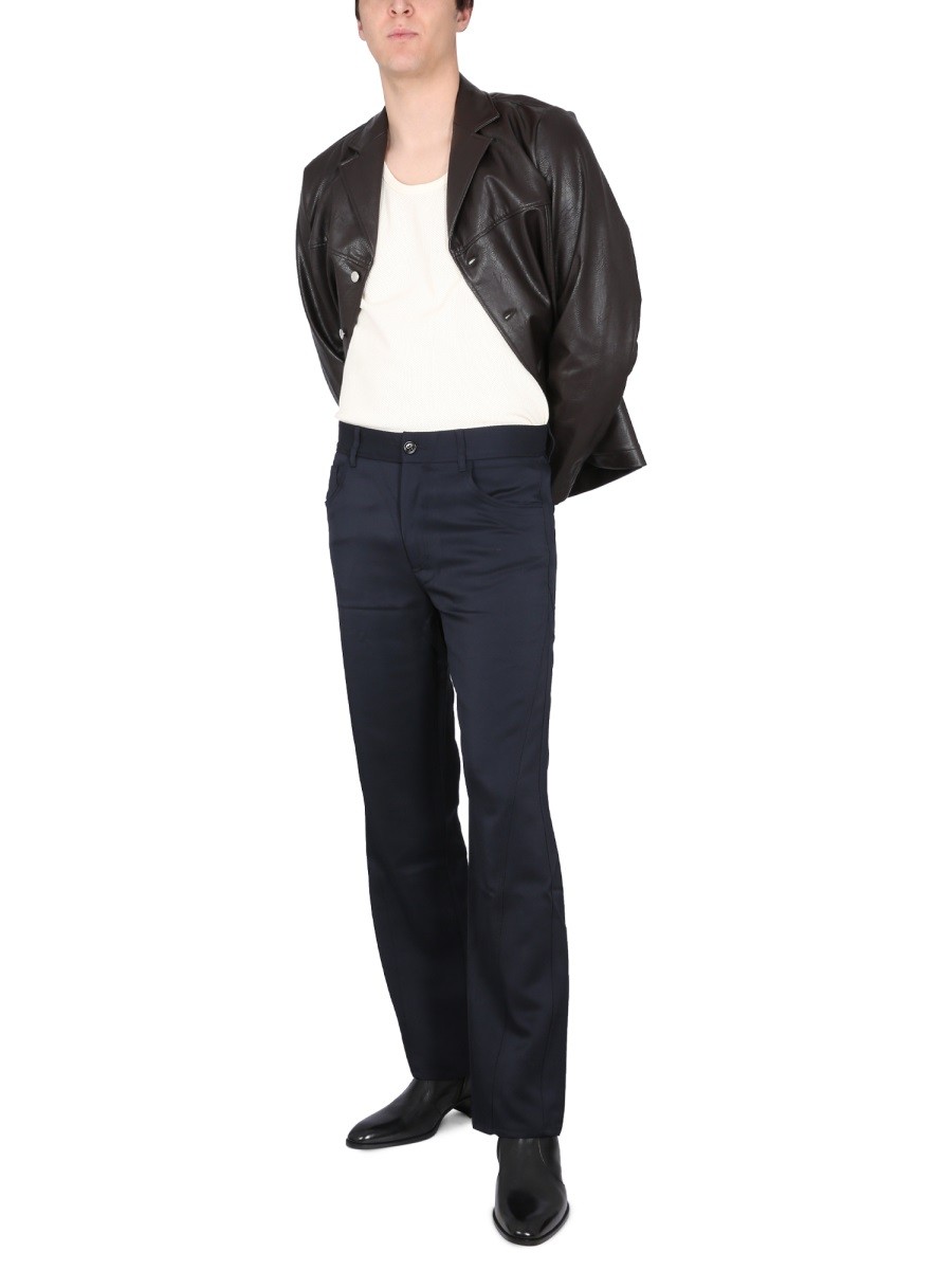 designed for dependable everyday comfort and versatile modern style.