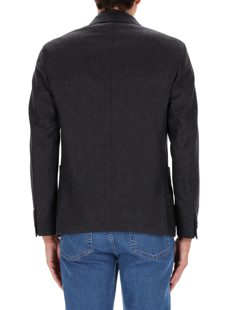 designed for dependable everyday comfort and versatile modern style.