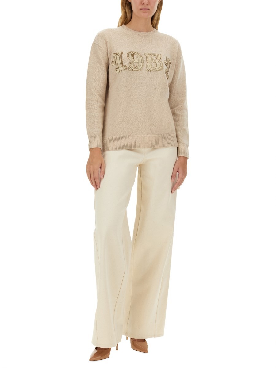 designed for dependable everyday comfort and versatile modern style.