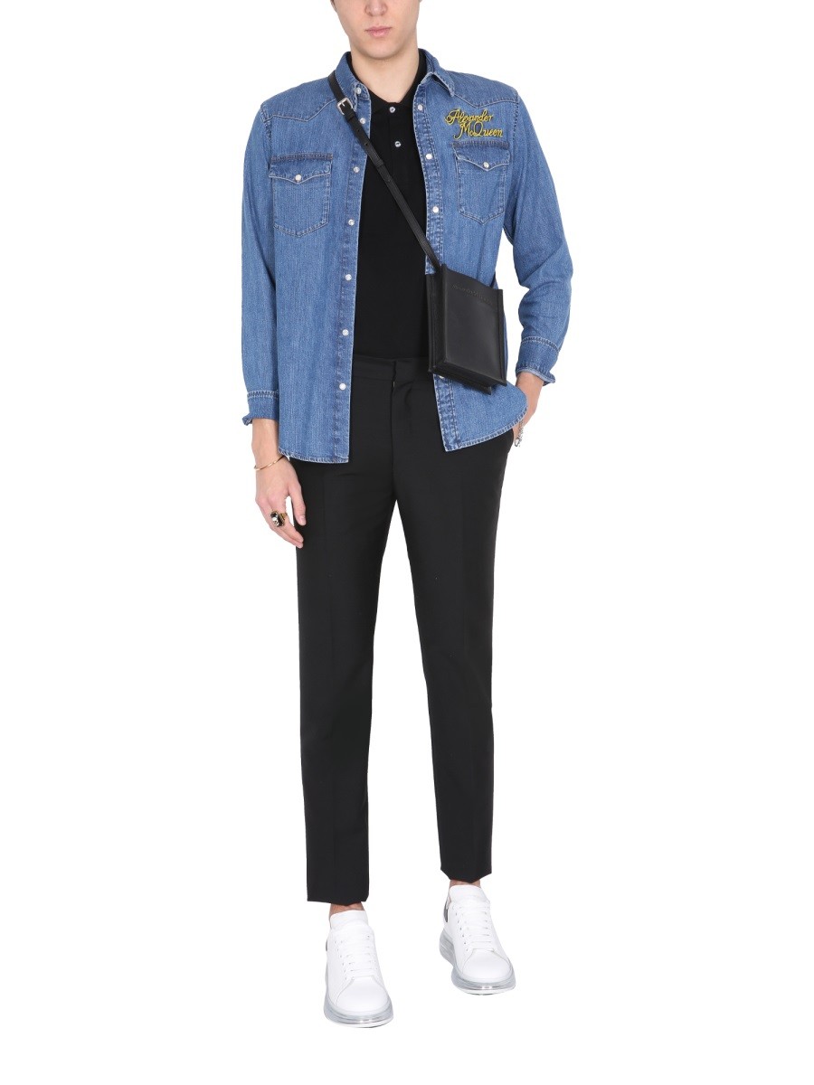 designed for dependable everyday comfort and versatile wardrobe styling.
