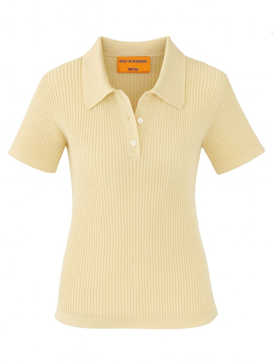 Explore the authentic GUEST IN RESIDENCE women's "SHRUNKEN" POLO SHIRT in beige