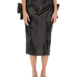 Refresh your wardrobe with the Maison Margiela women's SKIRT WITH BOW in Black