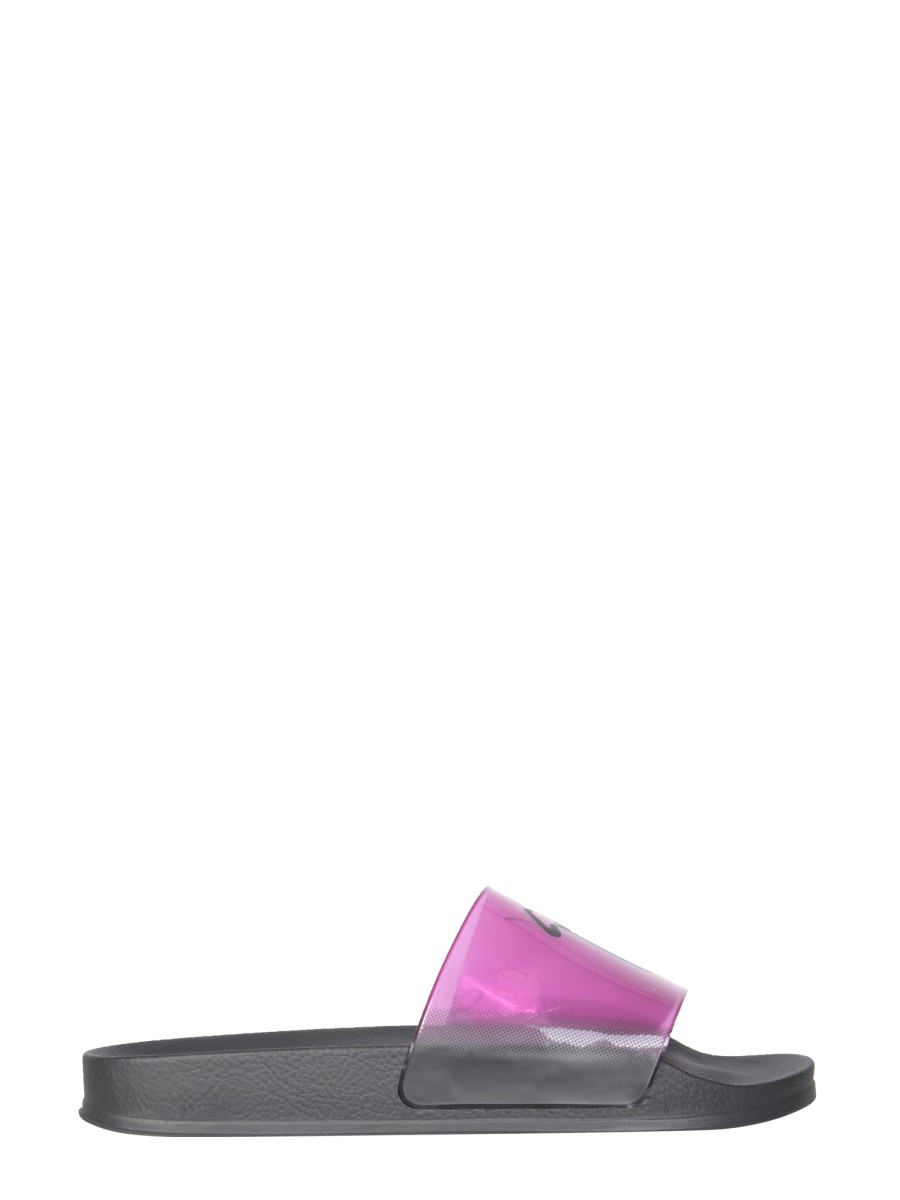 Explore the authentic Giuseppe Zanotti women's SLIDE SANDALS WITH LOGO in Fuchsia