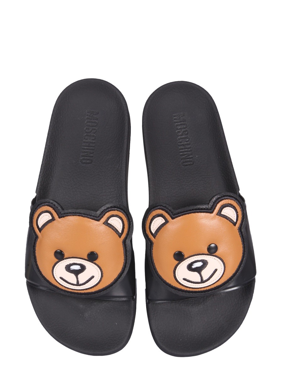 designed for dependable everyday comfort and versatile modern style.