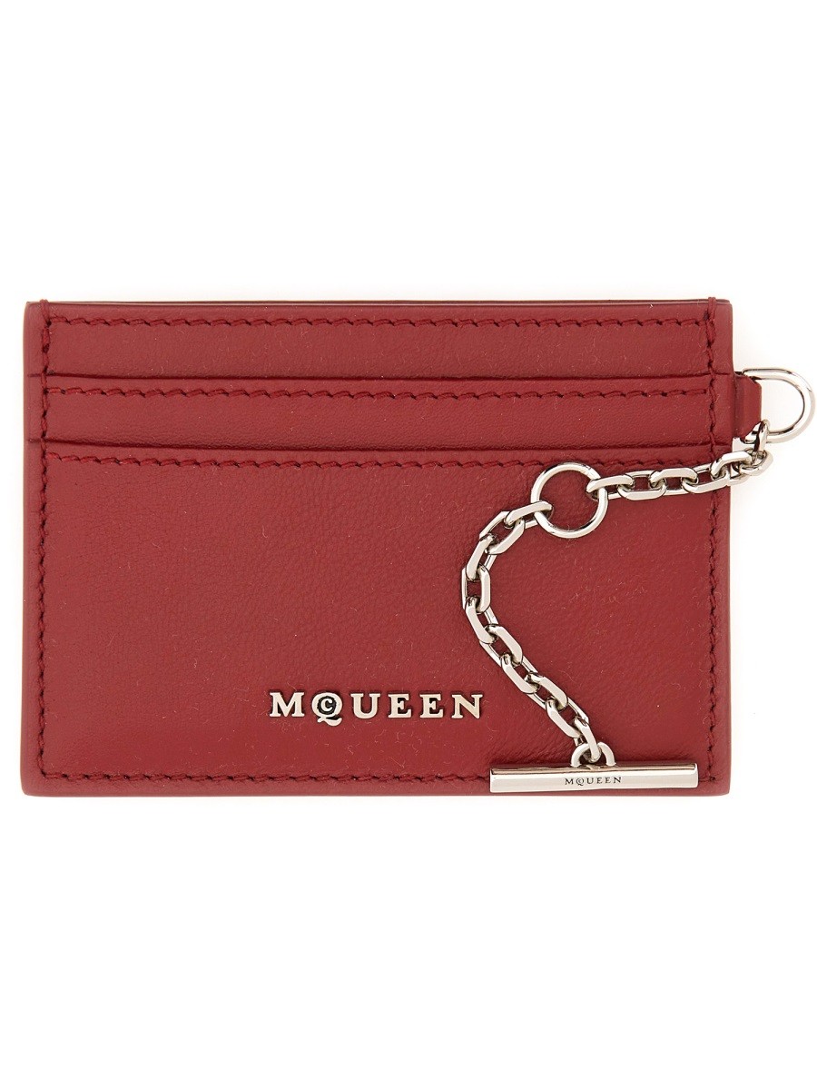 Refresh your wardrobe with the Alexander Mcqueen women's SLING CARD HOLDER in Red
