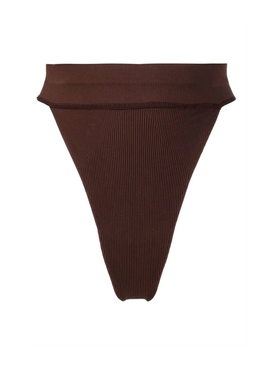 Refresh your wardrobe with the ANDREADAMO women's SLIP IN JERSEY in Nude