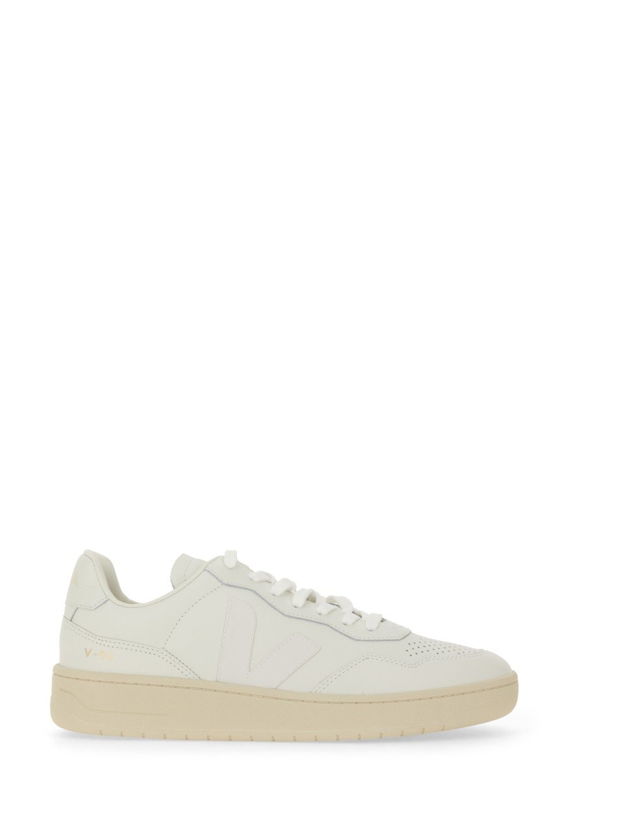 Discover the authentic Veja unisex SNEAKER V-90 in White