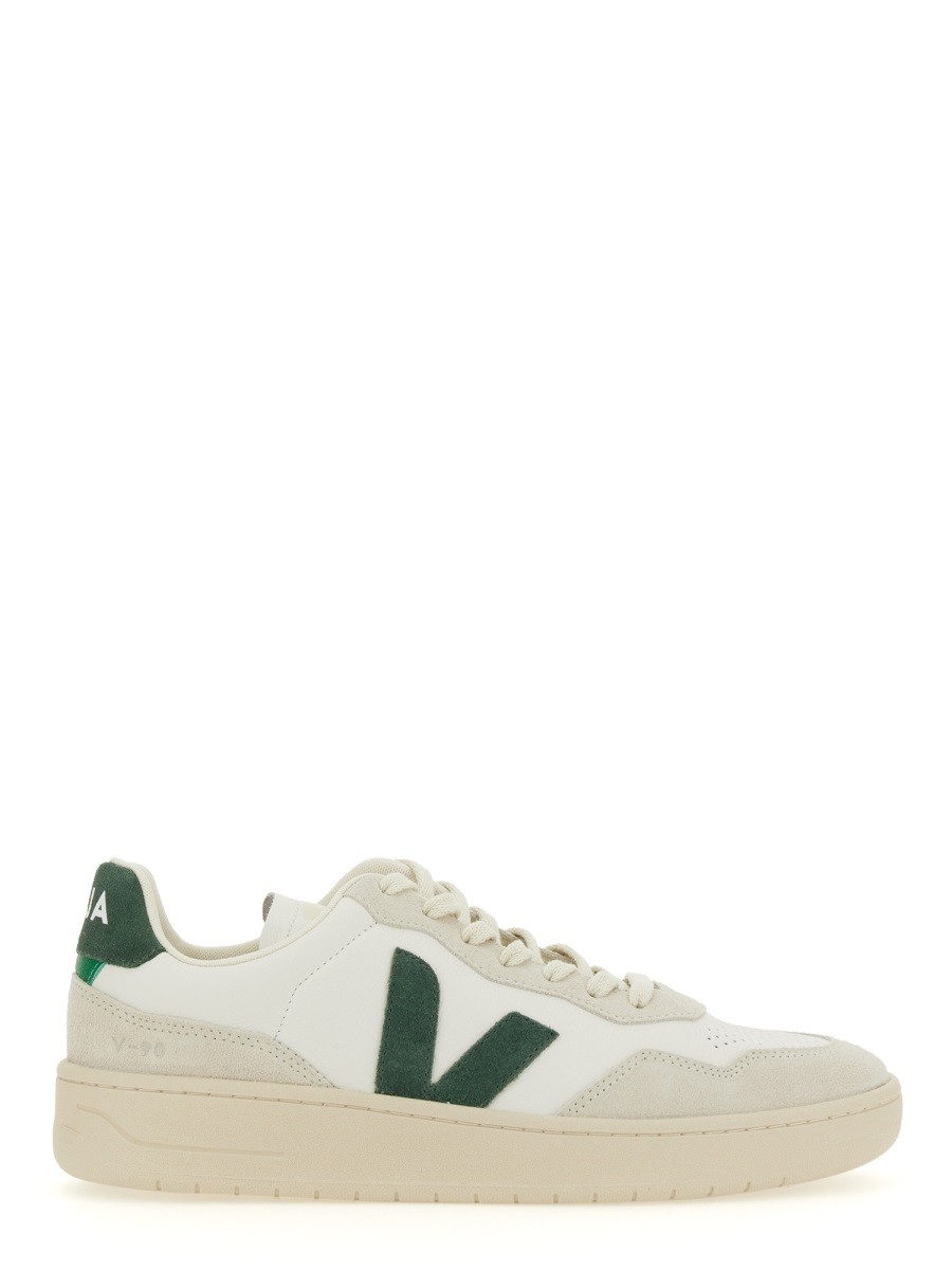 Discover the authentic Veja unisex SNEAKER "V-90" in White