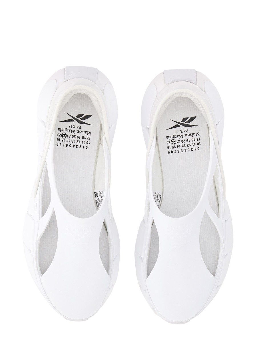 designed for dependable everyday comfort and versatile wardrobe styling.