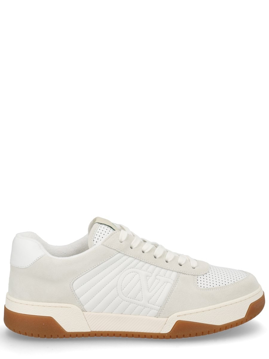 Refresh your wardrobe with the Valentino Garavani men's "SPARRY" SNEAKER in White