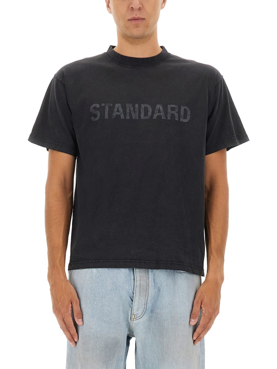 Elevate your look with the Balenciaga men's STANDARD T-SHIRT in Black