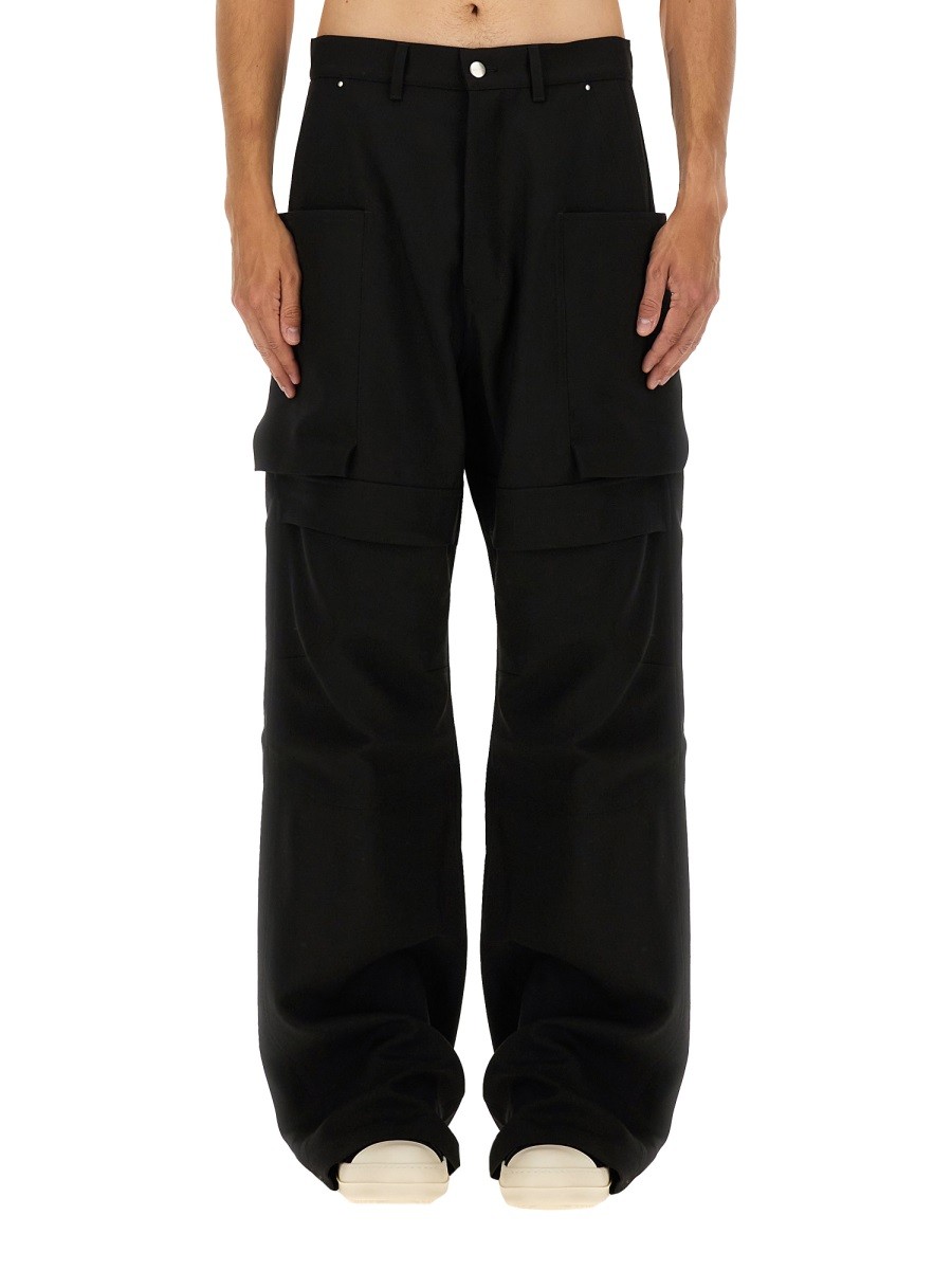 Refresh your wardrobe with the RICK OWENS men's STEFAN CARGO PANTS in Black
