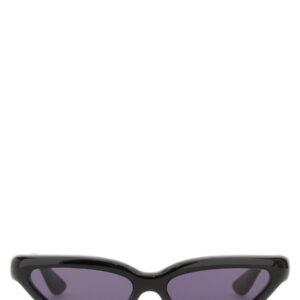 Refresh your wardrobe with the PORT TANGER women's SUNGLASSES "FANNA" in Black