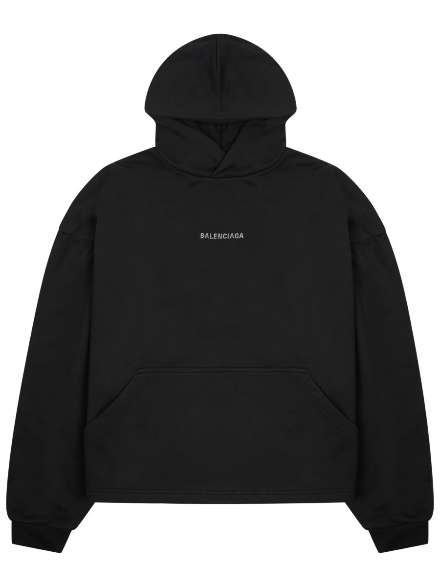 Refresh your wardrobe with the Balenciaga women's SWEATSHIRT WITH LOGO in Black