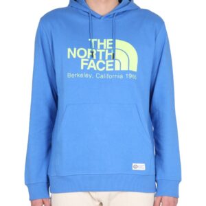 Explore the authentic The North Face men's SWEATSHIRT WITH LOGO EMBROIDERY in Blue
