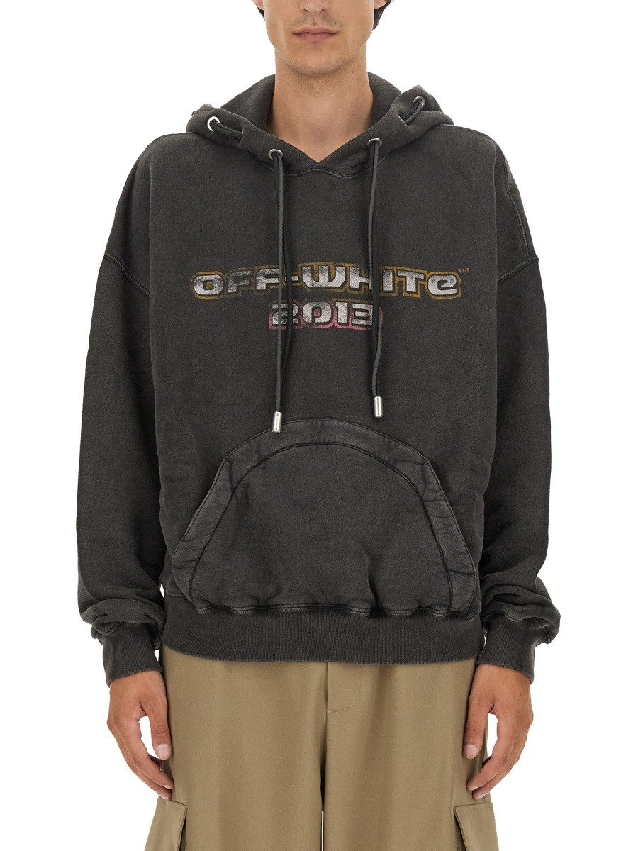 Refresh your wardrobe with the Off-white men's SWEATSHIRT WITH PRINT in Black