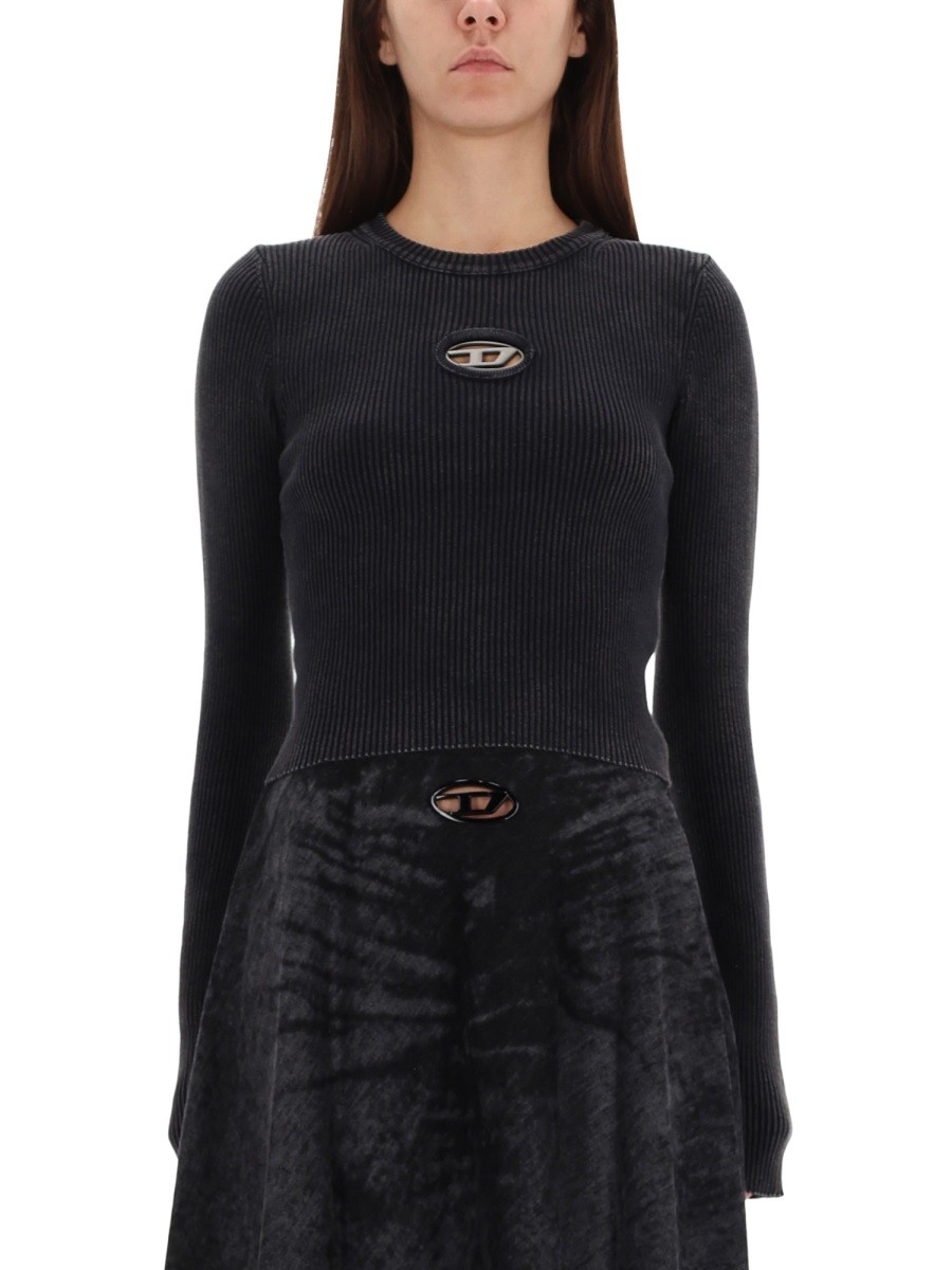 Refresh your wardrobe with the Diesel women's T-SHIRT "M-ANCHOR-A" in Black