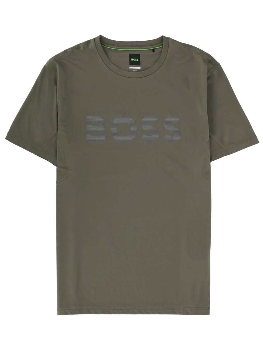 Refresh your wardrobe with the Boss men's T-SHIRT WITH LOGO in GREEN