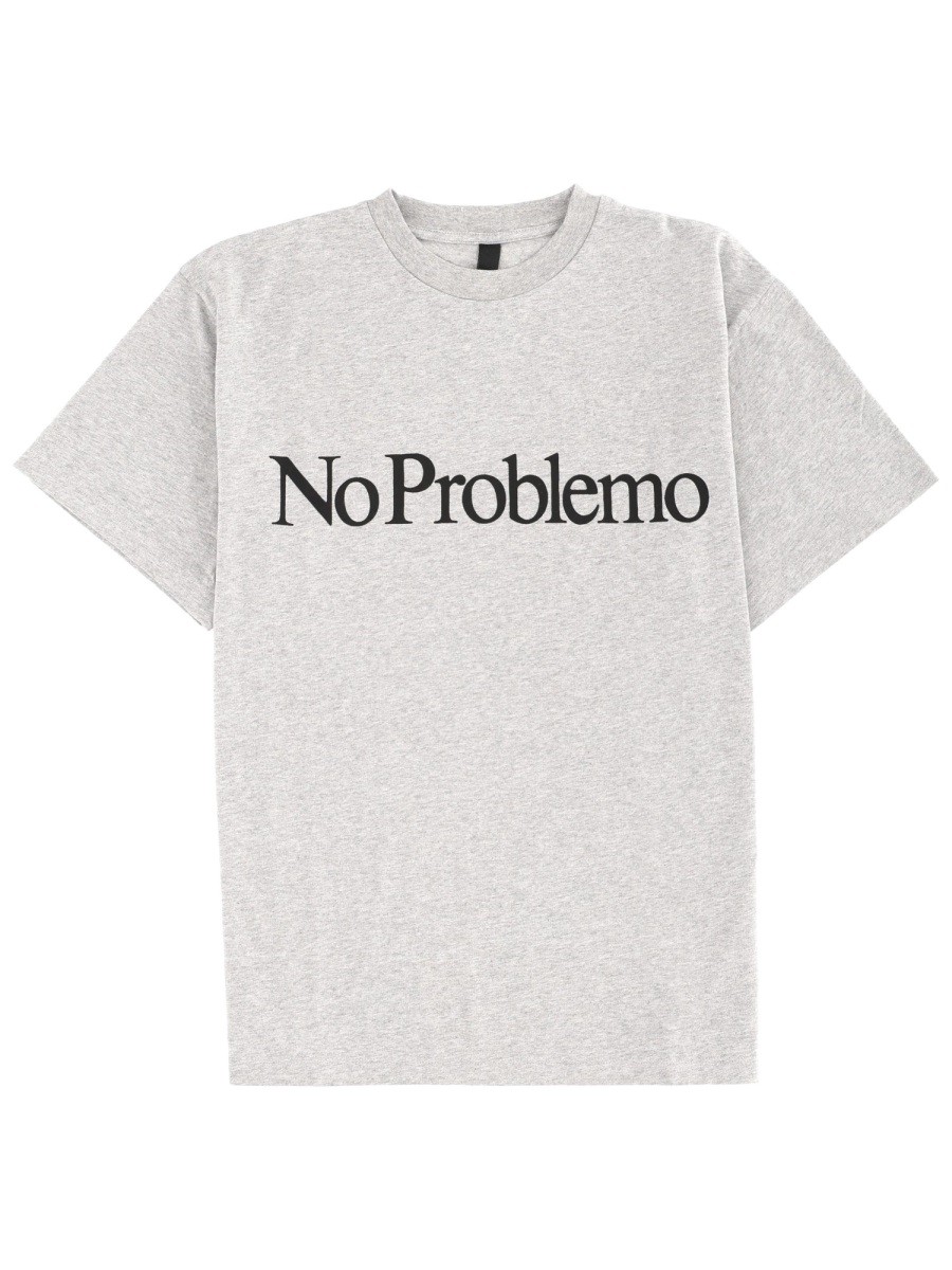 Refresh your wardrobe with the NO PROBLEMO unisex T-SHIRT WITH LOGO in Grey