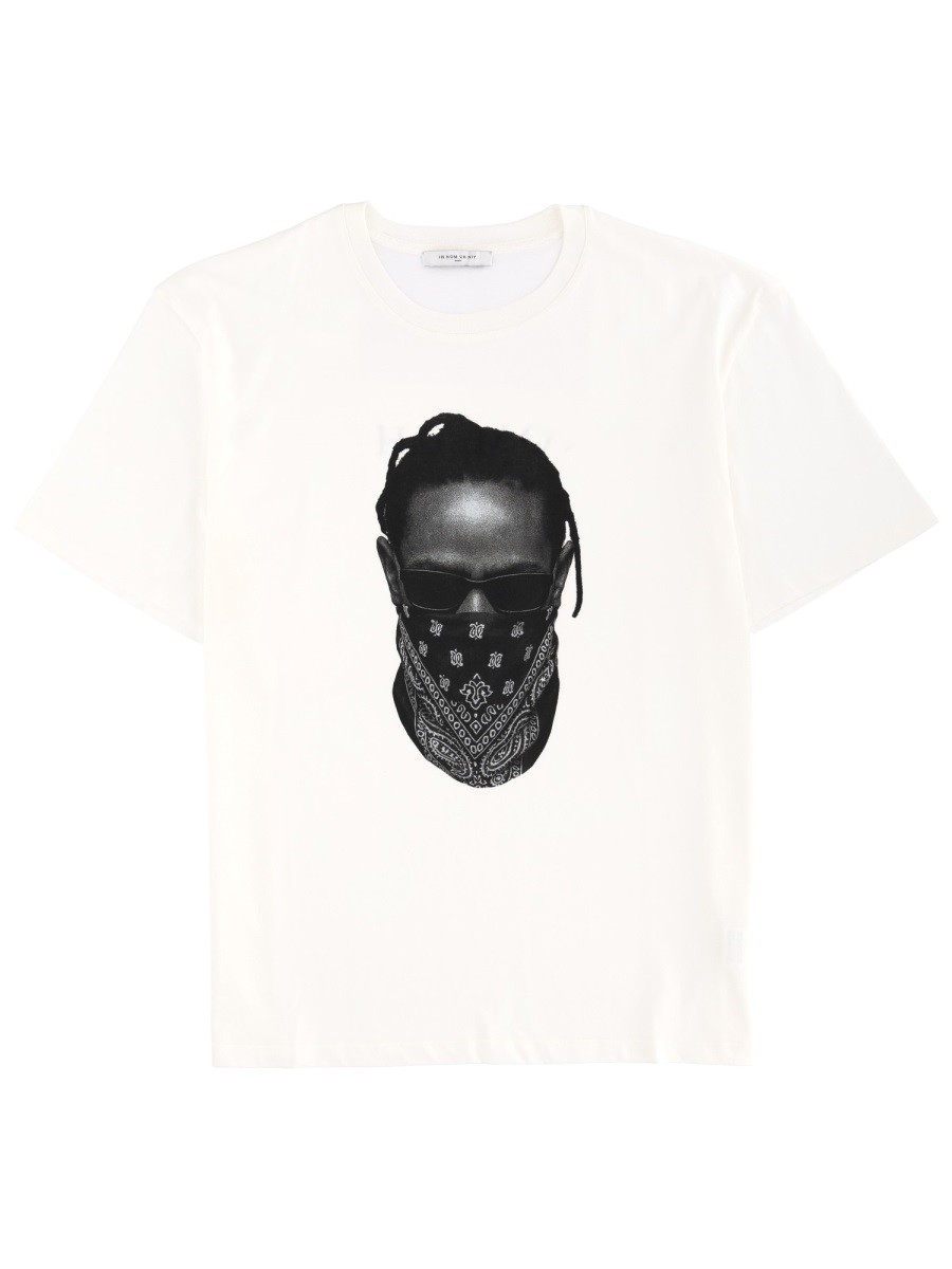 Refresh your wardrobe with the IH NOM UH NIT men's T-SHIRT WITH PRINT in White